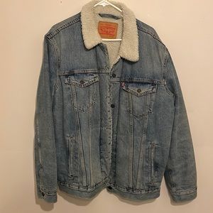 Levi type III Sherpa lined trucker jacket